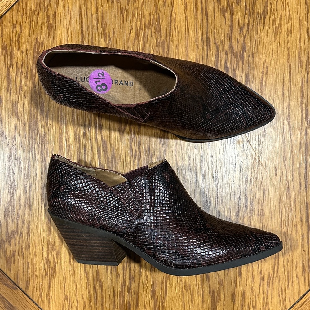 *LUCKY BRAND* Textured Tabea Snake Print Leather Ankle Booties Size 8.5